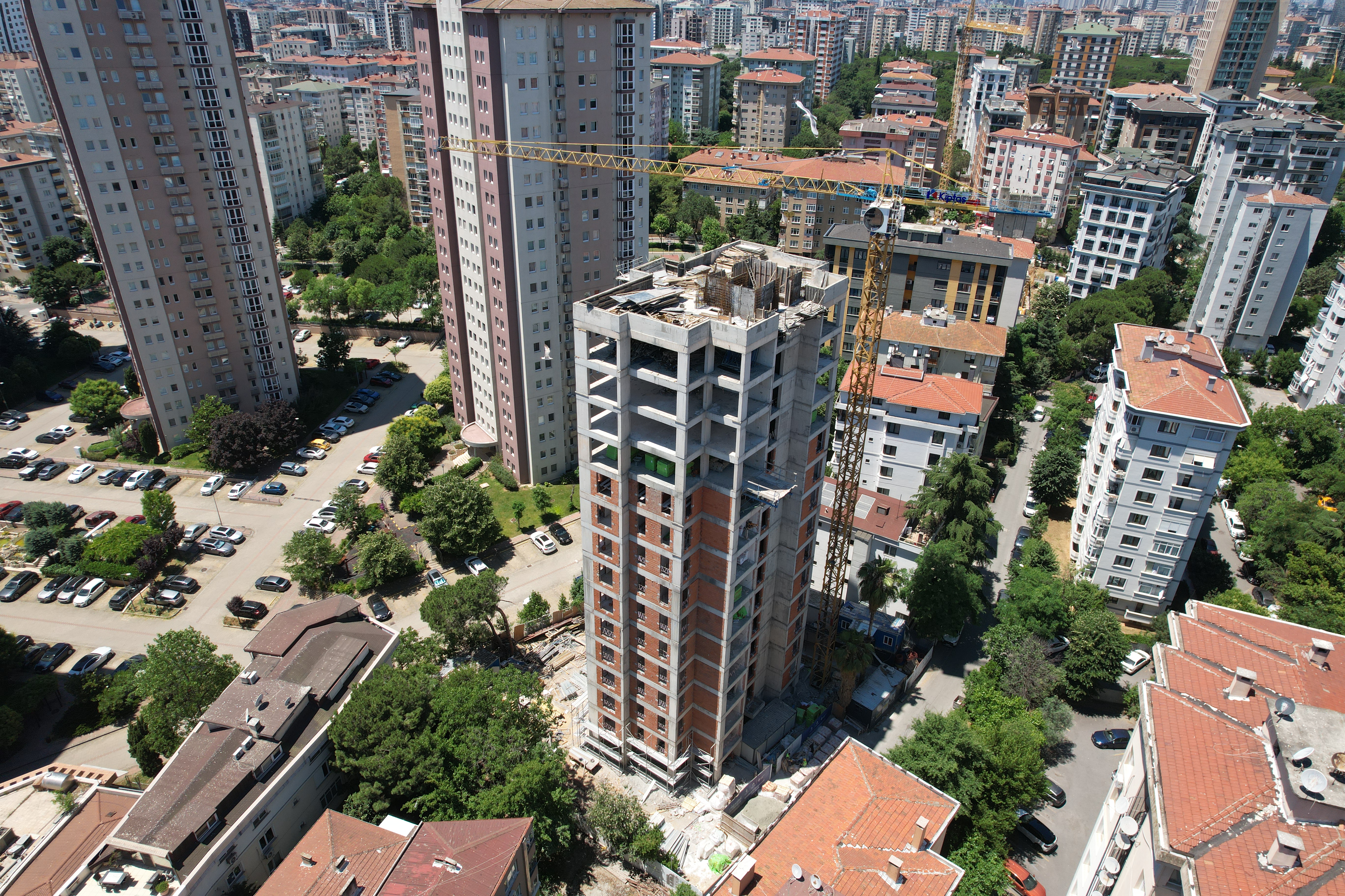 آپارتمان تکین کادیکوی